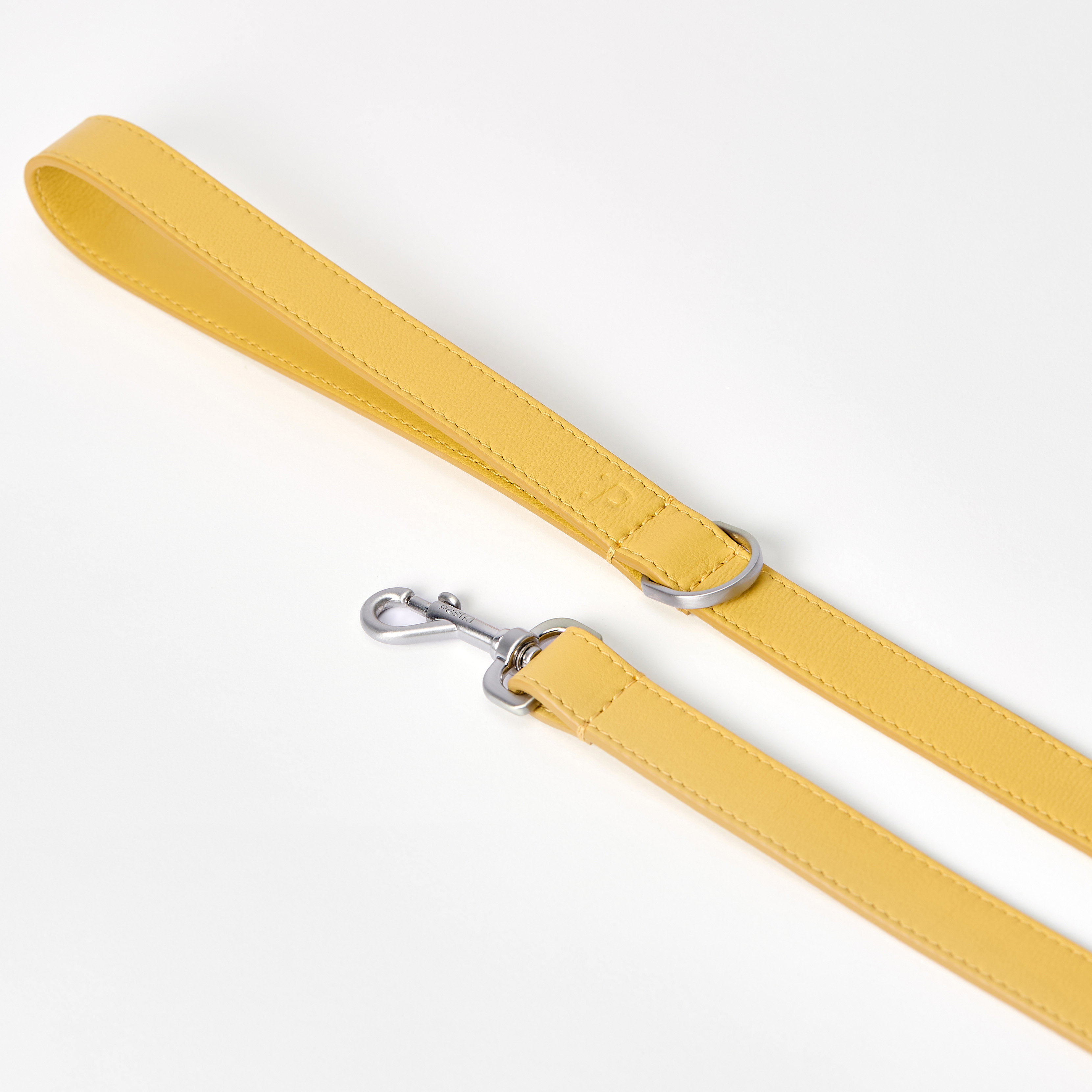 поводок кожа