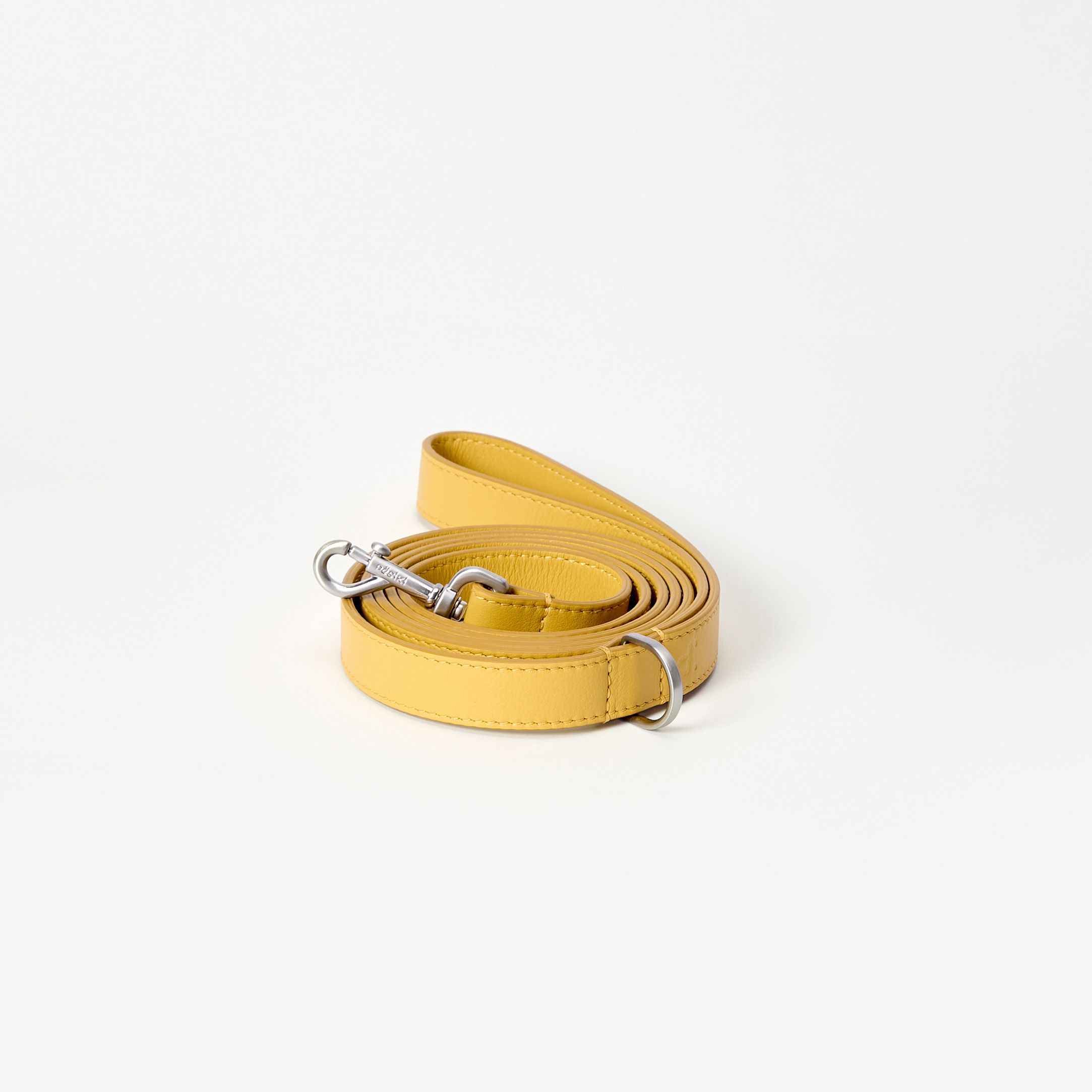 поводок кожа